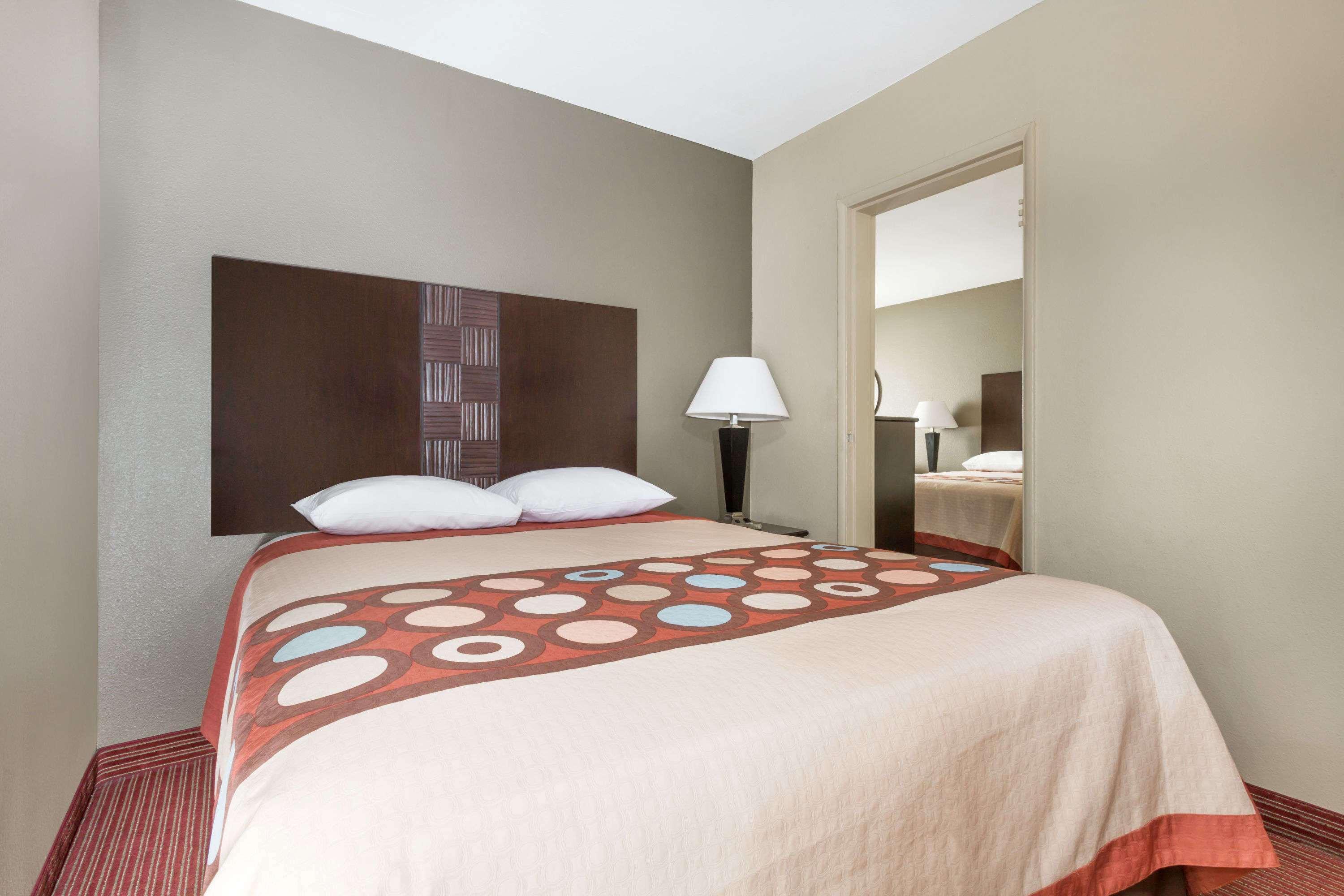 Super 8 By Wyndham Phoenix Downtown Εξωτερικό φωτογραφία