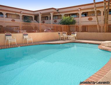 Super 8 By Wyndham Phoenix Downtown Ανέσεις φωτογραφία